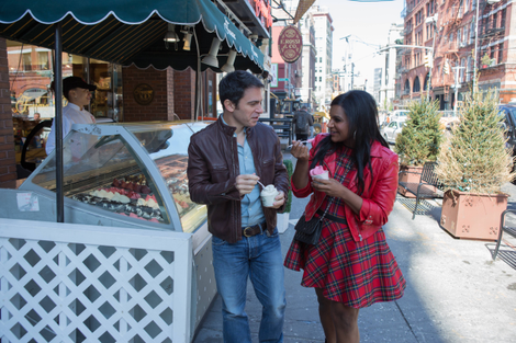 Chris Messina and Mindy Kaling in The Mindy Project (Fox)